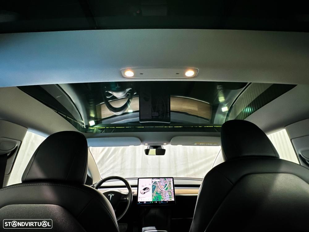 Tesla Model 3 Performance Dual Motor AWD - 27
