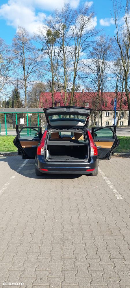 Volvo V50 1.6D - 17