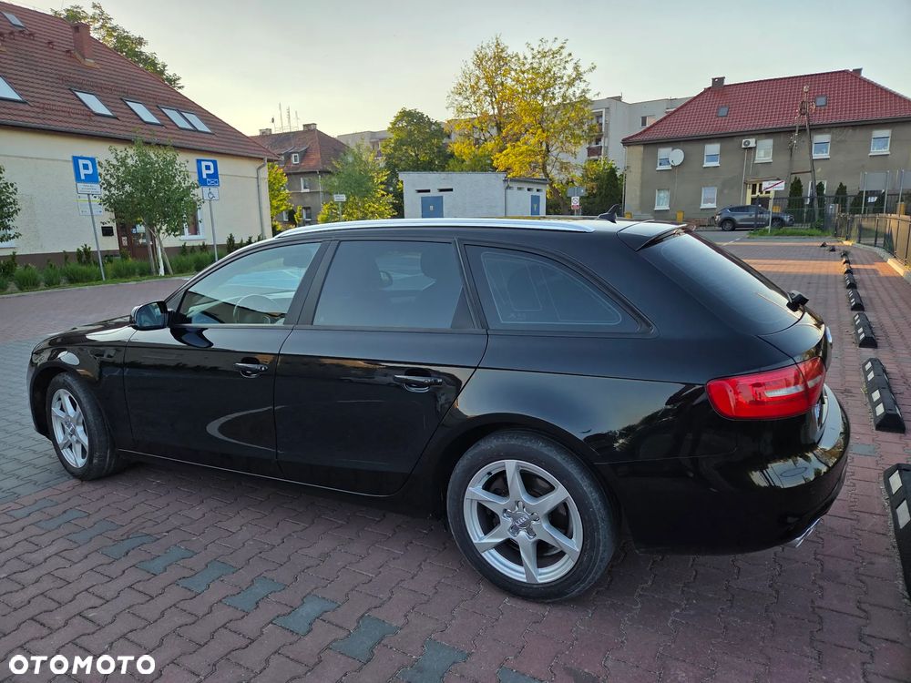 Audi A4 Avant 2.0 TDI DPF multitronic Attraction - 11
