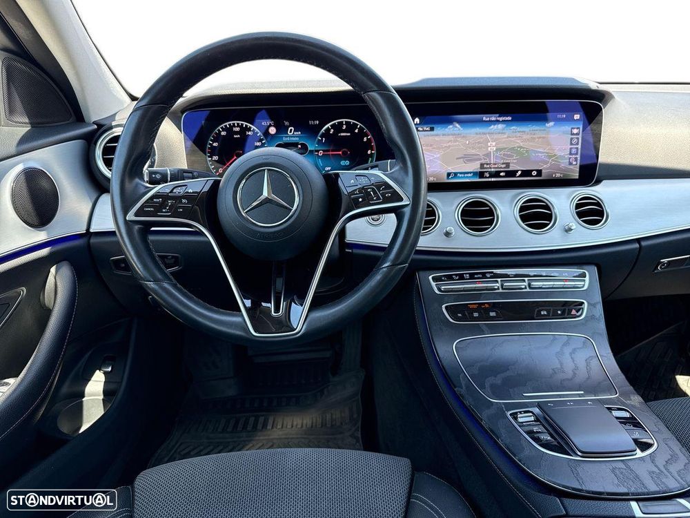 Mercedes-Benz E 300 - 13