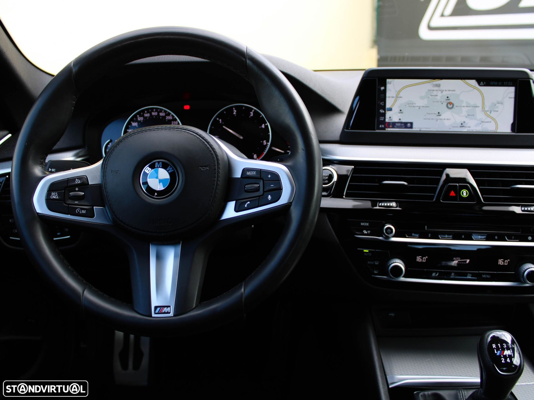 BMW 520 d Pack M - 8