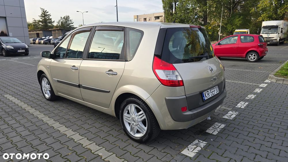 Renault Scenic - 3
