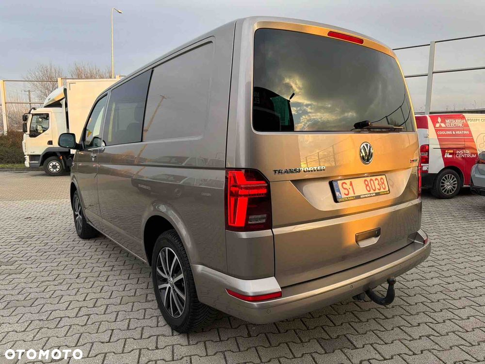 Volkswagen Transporter - 4