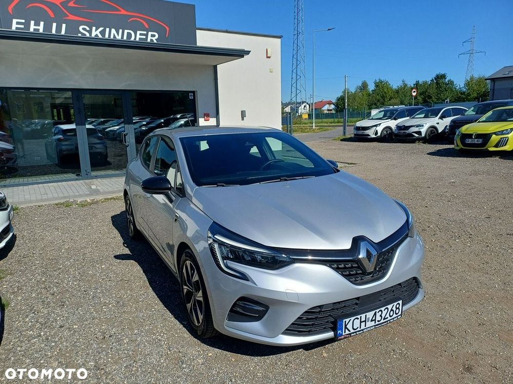 Renault Clio - 10