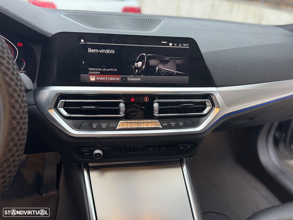 BMW 320 d Line Sport Auto - 31