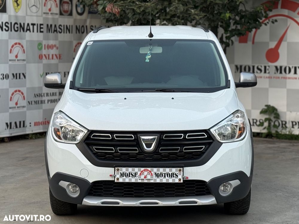 Dacia Lodgy TCe 115 Stepway - 9
