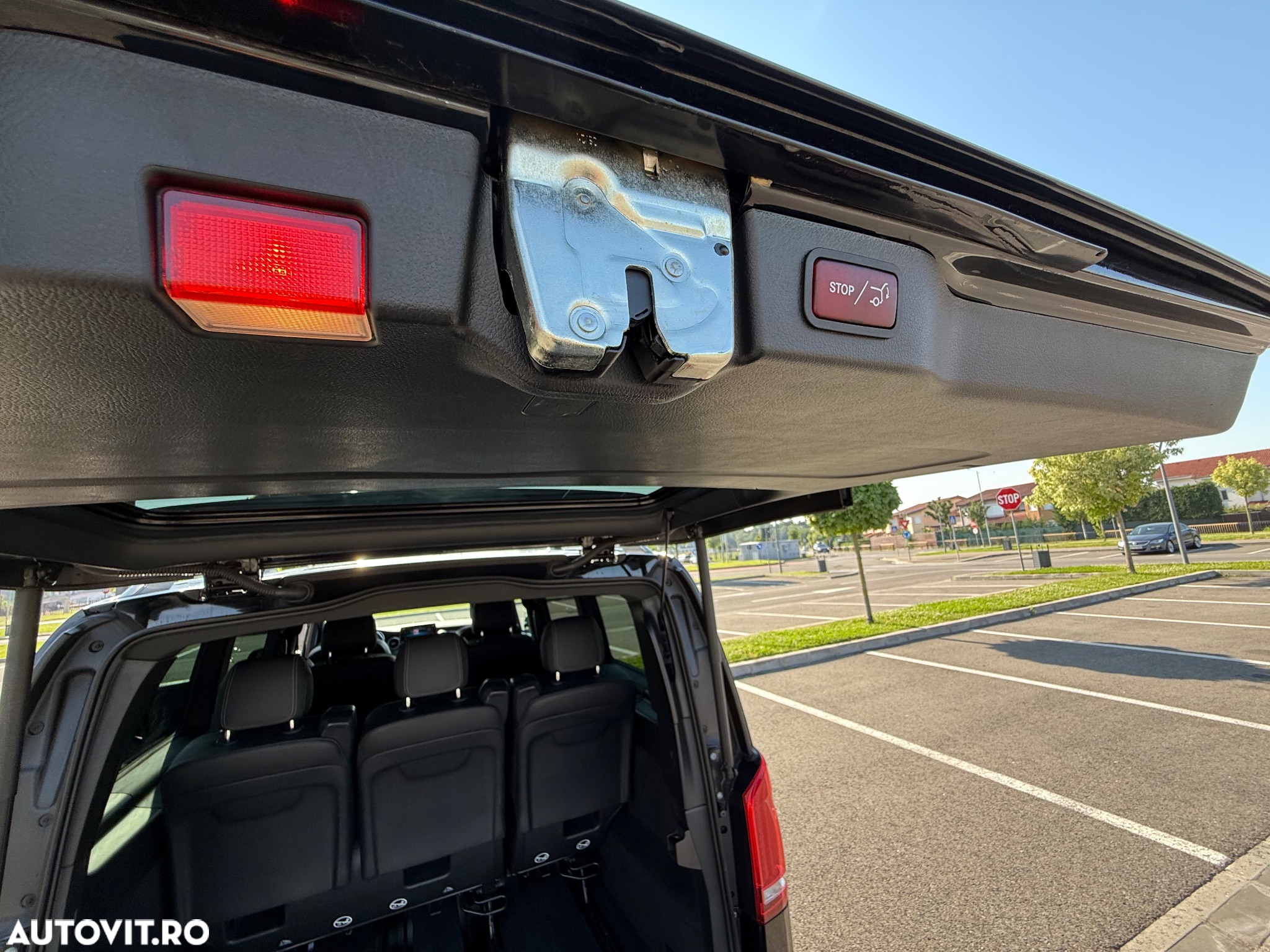 Mercedes-Benz V 300 d lang 4Matic 9G-TRONIC Avantgarde Edition 2021 - 26