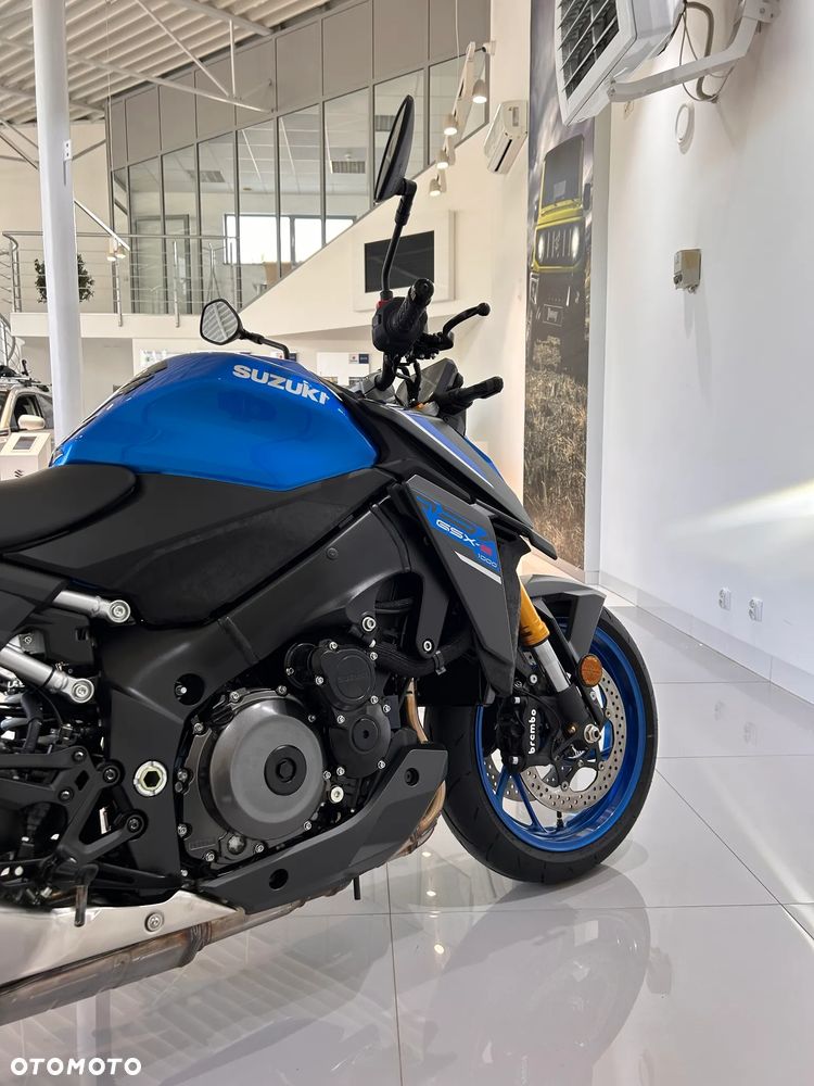 Suzuki GSX 1000 - 3