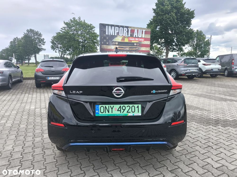 Nissan Leaf - 4