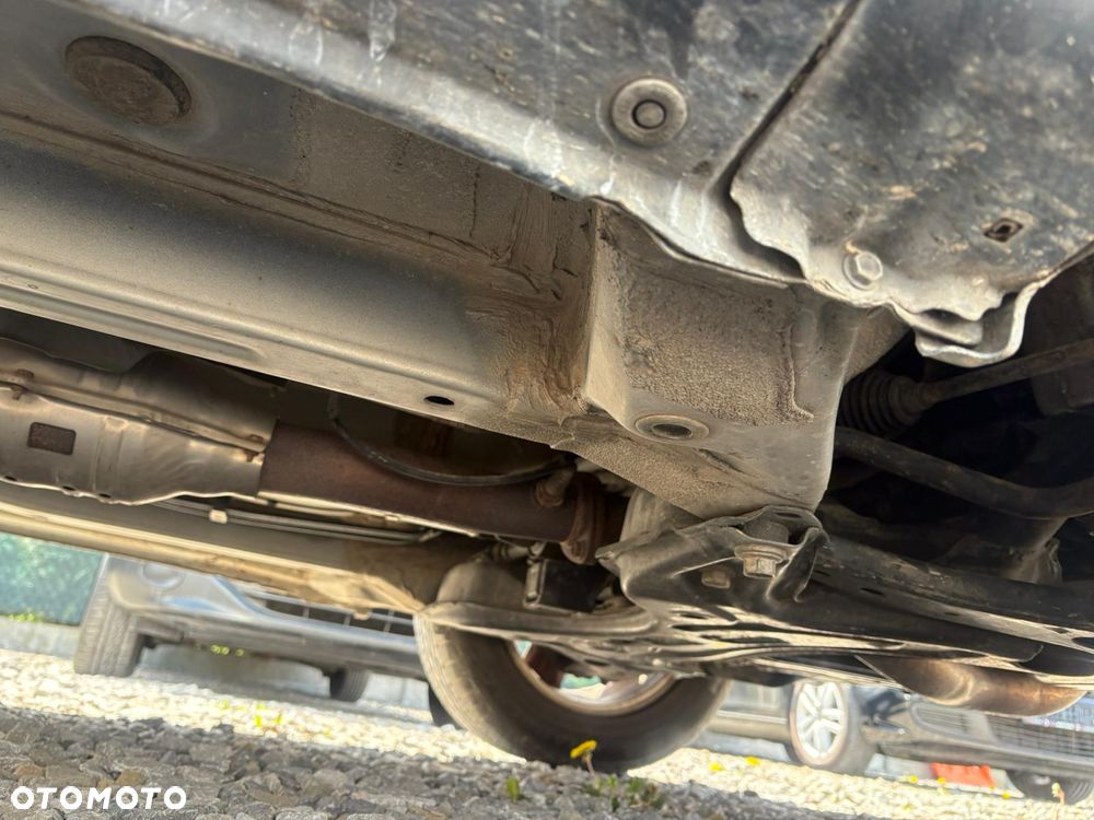 Toyota RAV4 2.0 VVT-i 4x4 - 9