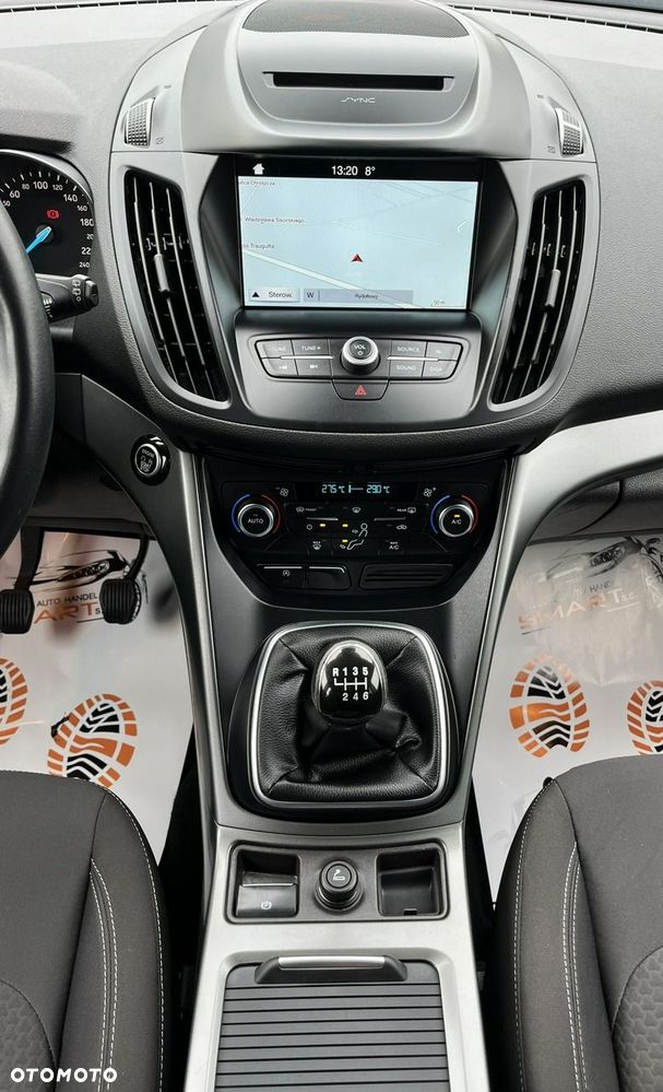 Ford Kuga 1.5 EcoBoost 2x4 Trend - 16