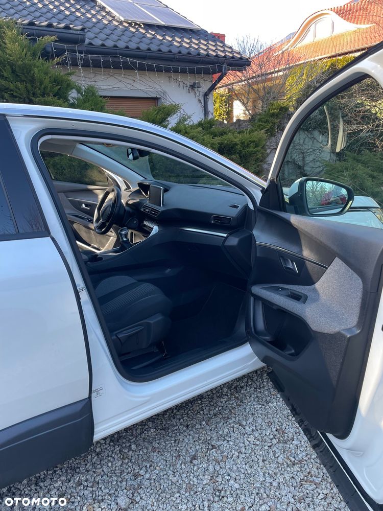 Peugeot 3008 - 8