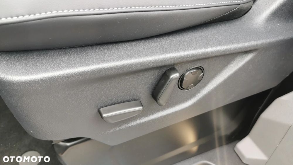 Ford Tourneo Custom 2.0 EcoBlue L2 Active SelectShift - 8