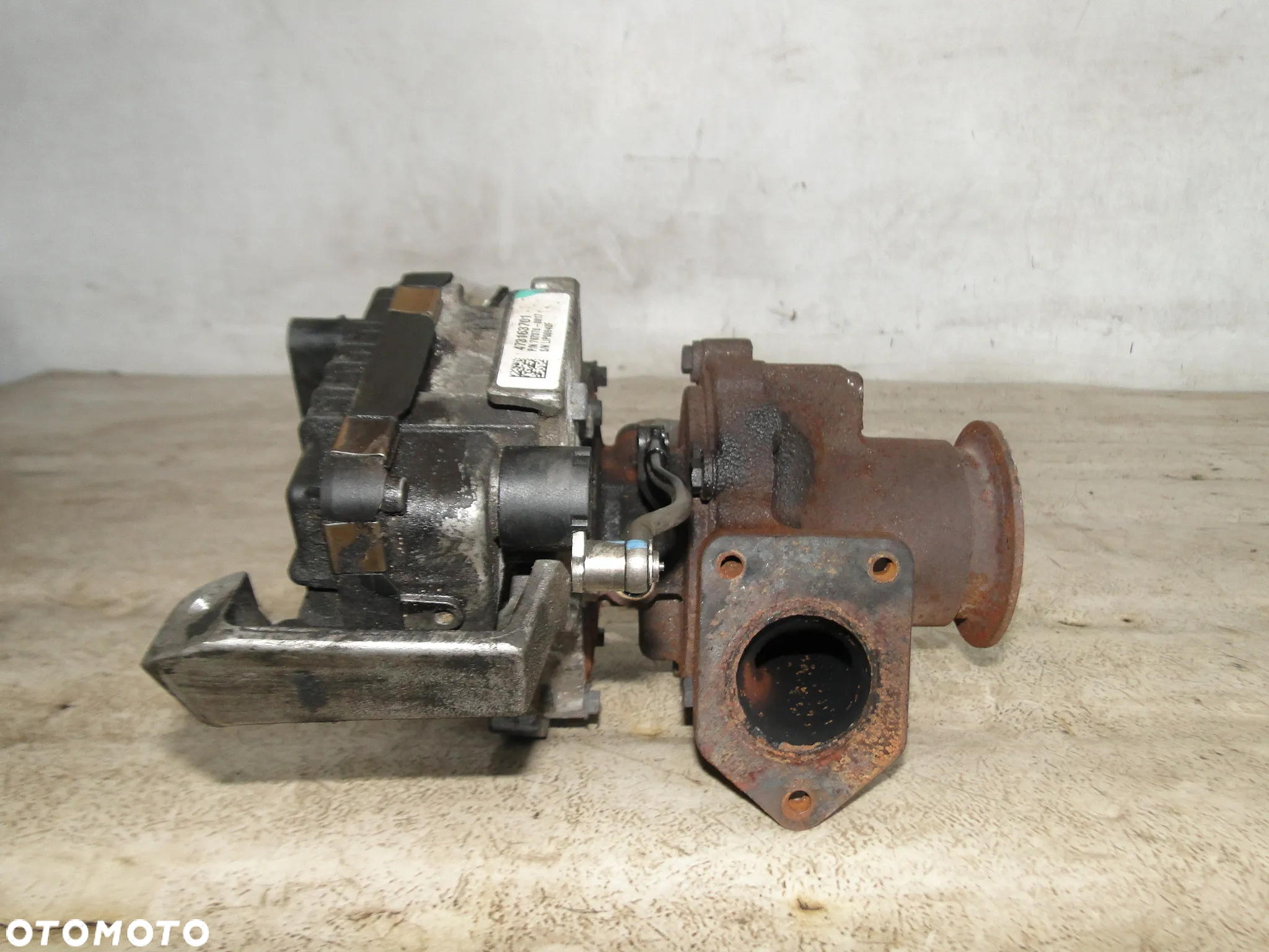 BMW 1 E88 E87 E81 E82 TURBINA TURBOSPRĘŻARKA TURBO 2.0D - 5