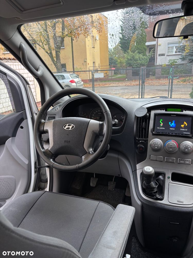 Hyundai H-1 2.5 CRDi Travel Comfort - 10