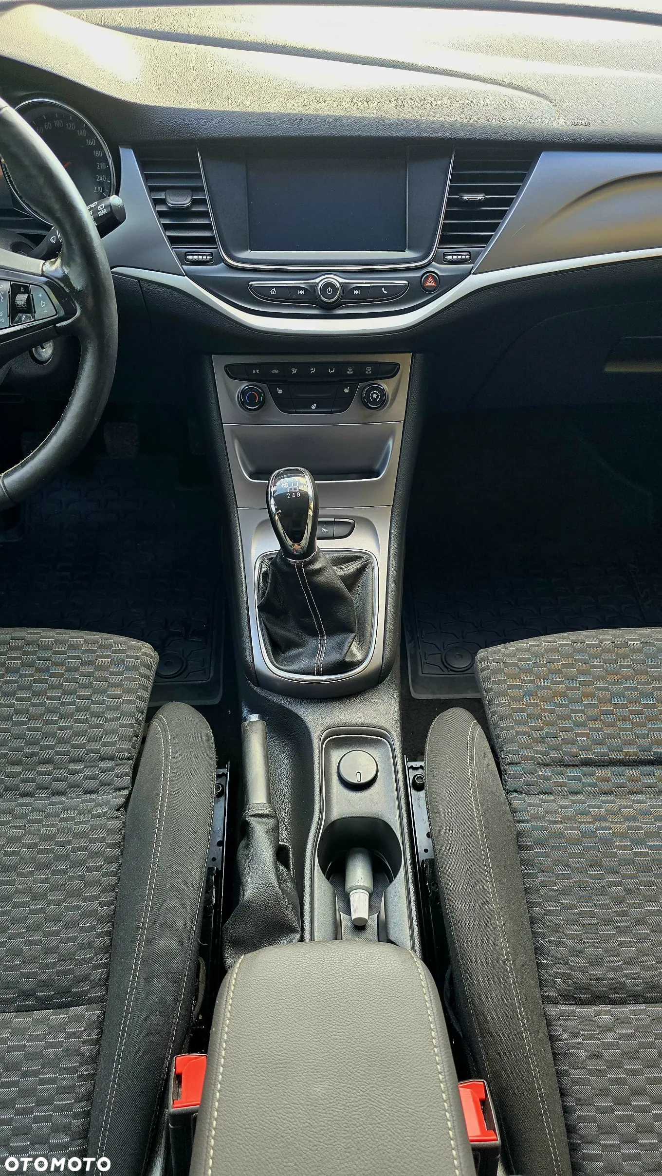 Opel Astra 1.4 Turbo Edition - 14