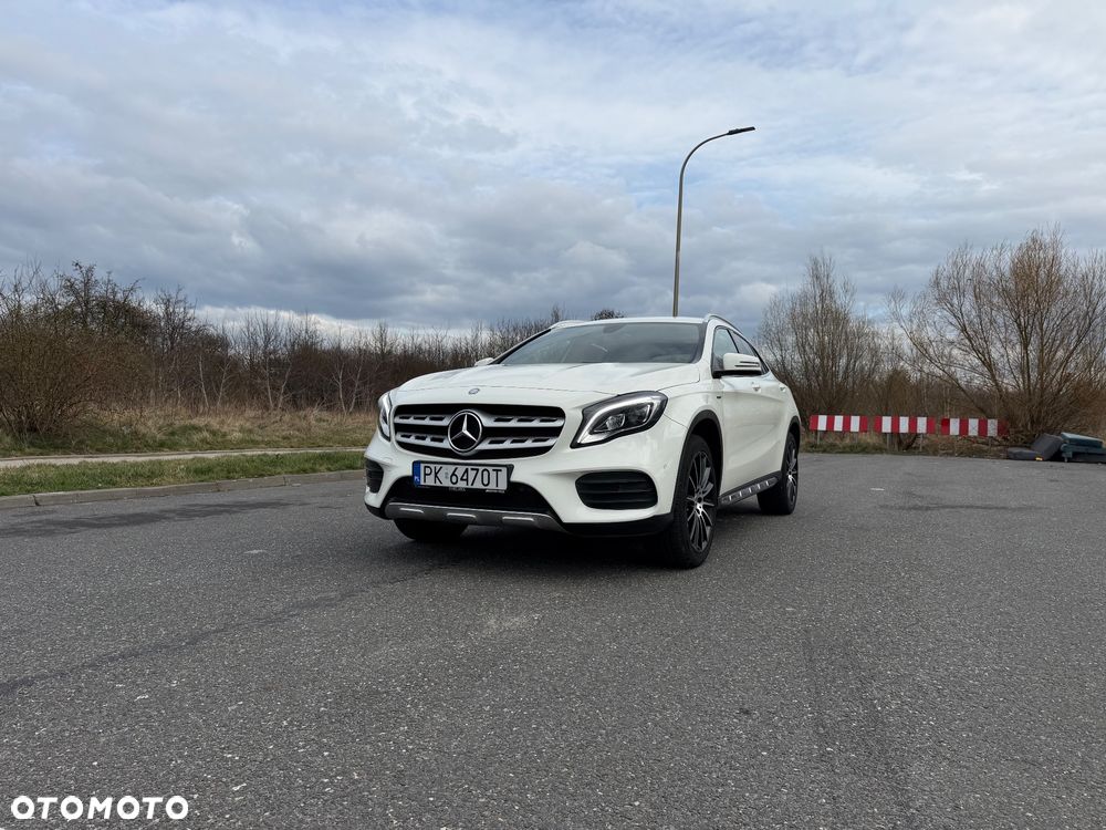 Mercedes-Benz GLA 180 7G-DCT UrbanStyle Edition - 5