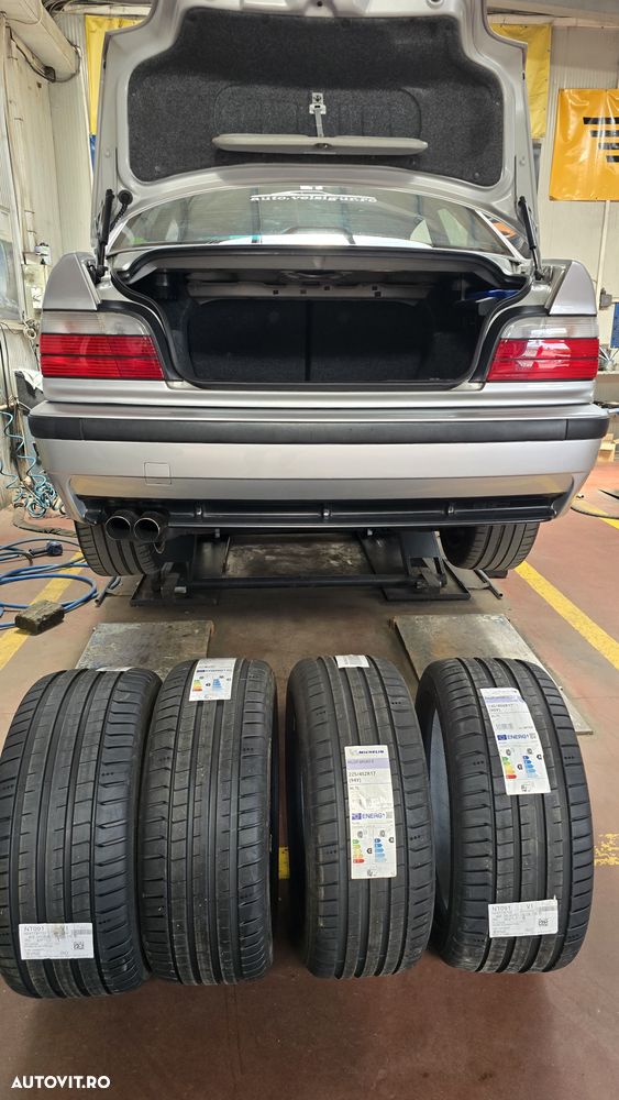 BMW M3 Standard - 32