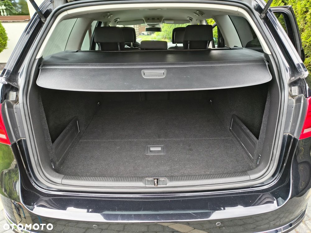 Volkswagen Passat 2.0 TDI DSG BlueMotion Technology Comfortline - 20