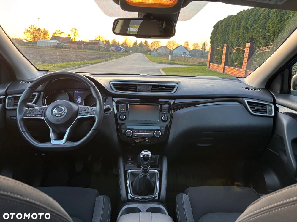 Nissan Qashqai 1.3 DIG-T N-CONNECTA - 10