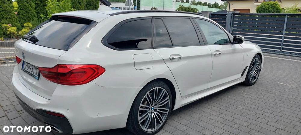 BMW Seria 5 520d M Sport sport - 32