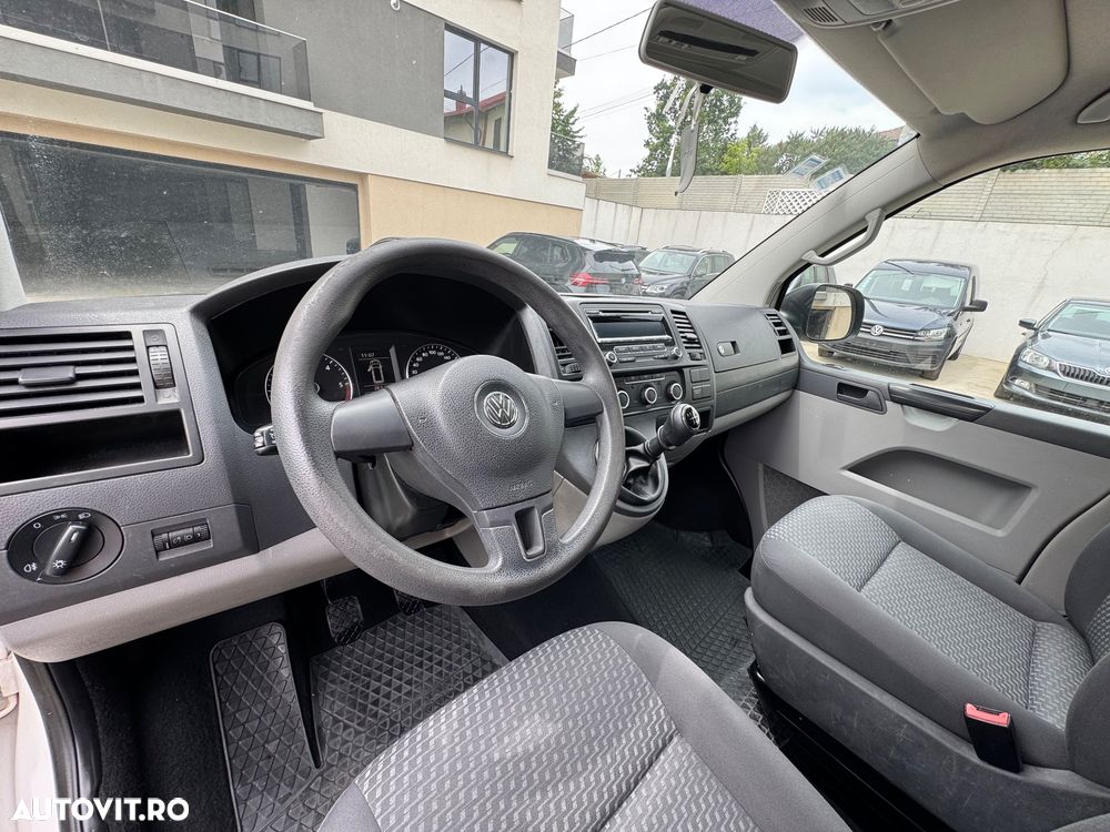 Volkswagen Transporter Lang - 11