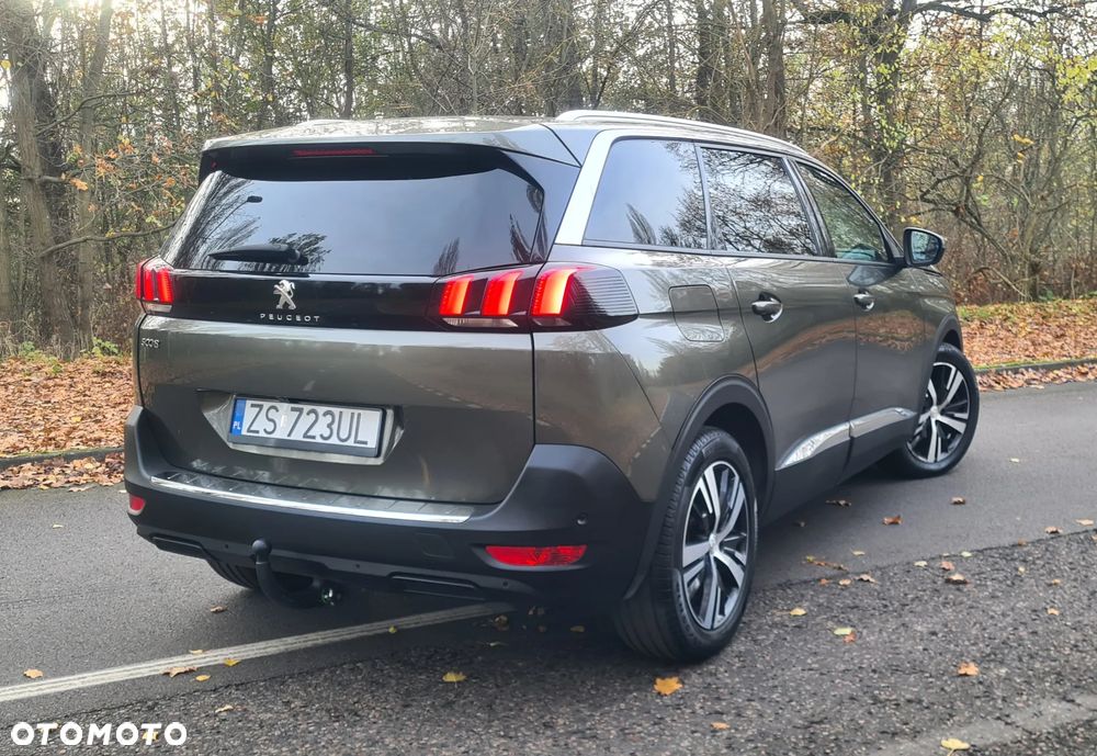 Peugeot 5008 2019 photo 3