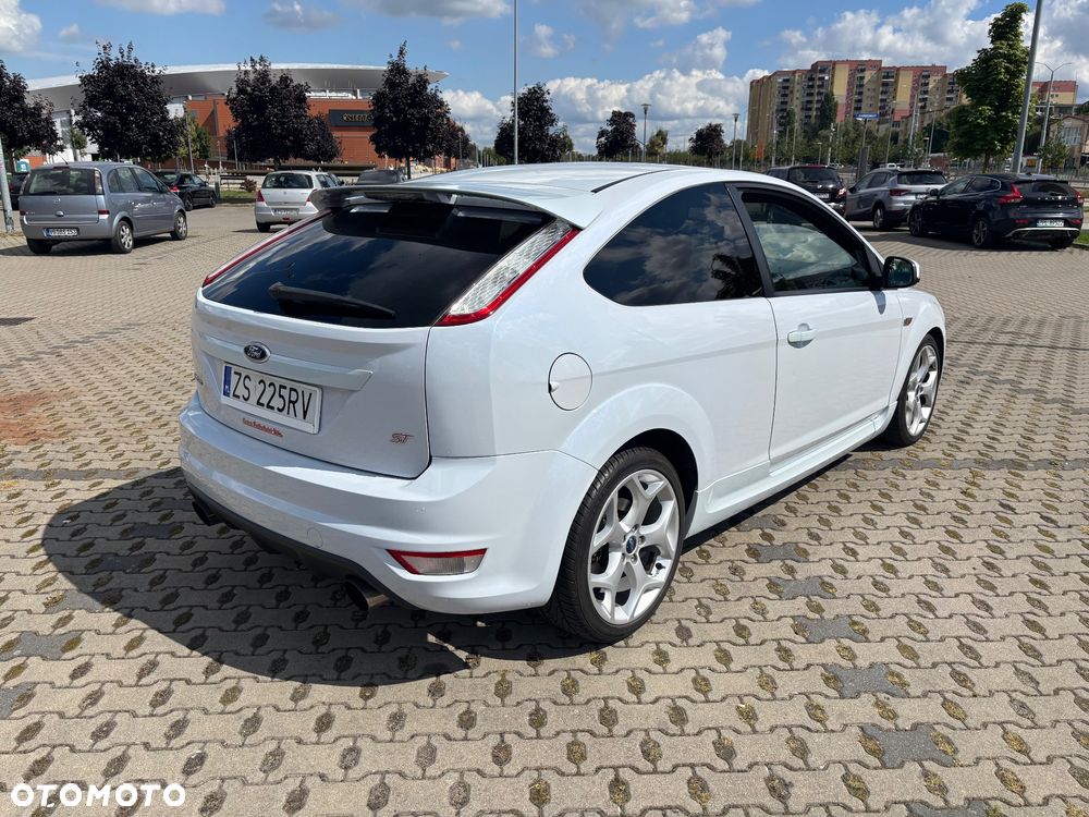 Ford Focus ST - 6