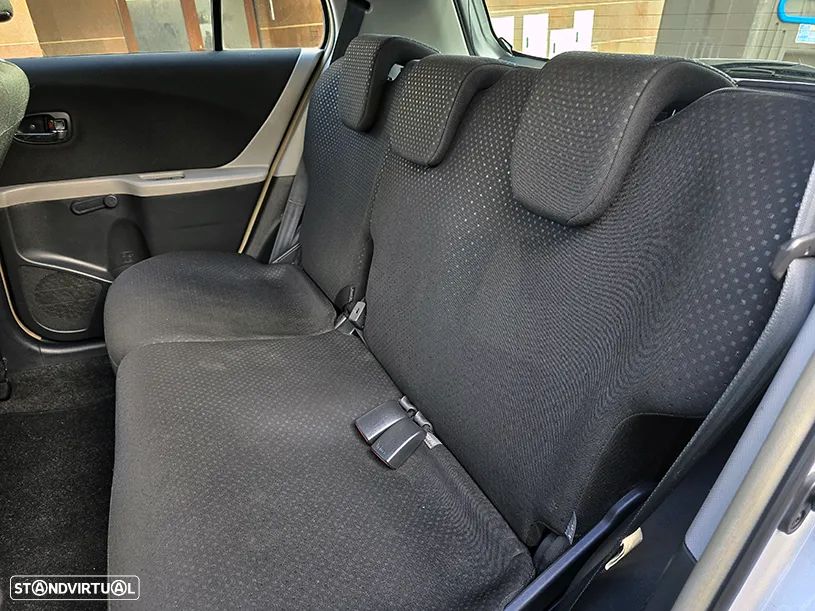 Toyota Yaris 1.0 VVT-i Cool Edition - 12