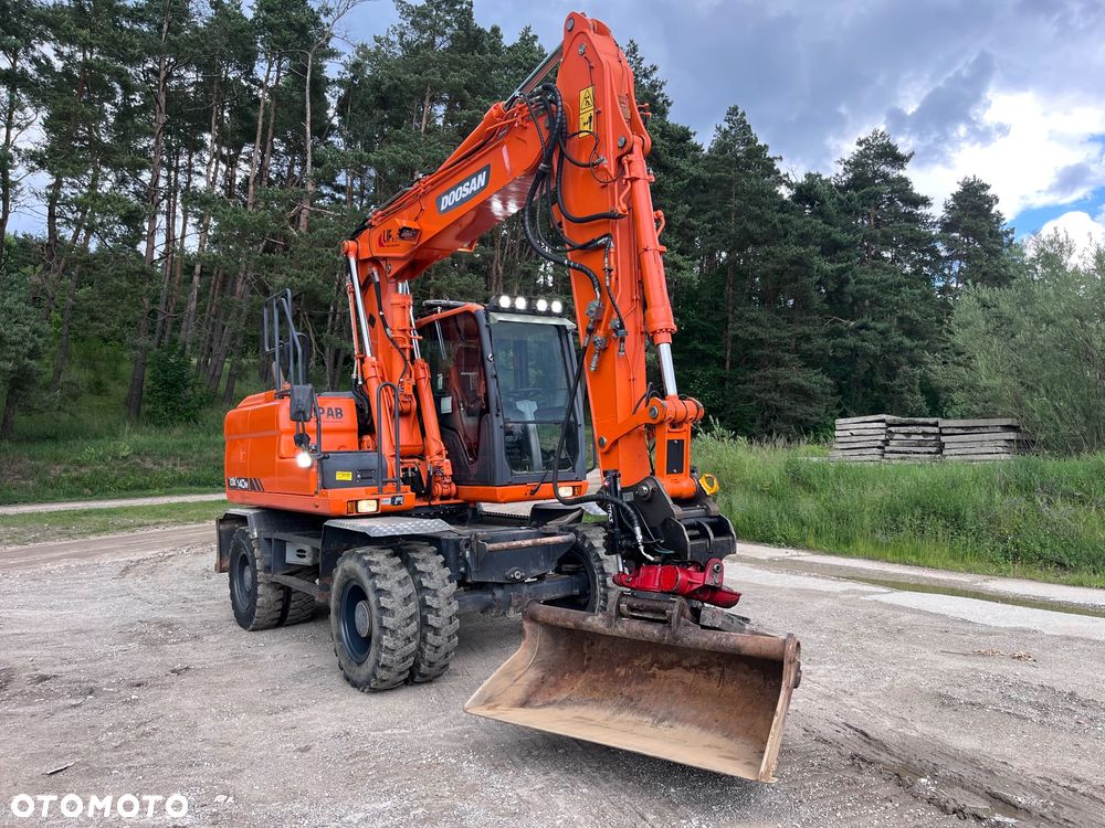 Doosan DX140W-3 - 8