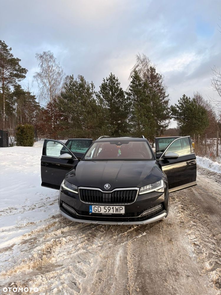 Skoda Superb 2.0 TSI 4x4 Scout DSG - 8