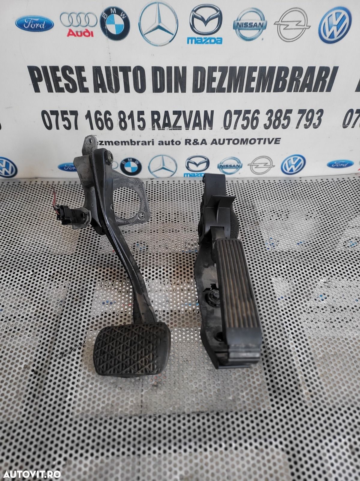 Pod Pedalier Pedala Frana Acceleratie Mercedes E Class W211 Volan Stanga Dezmembrez Mercedes E Class W211 2.7 Cdi Automat Cod Motor 612 Volan Stanga Xenon - 1