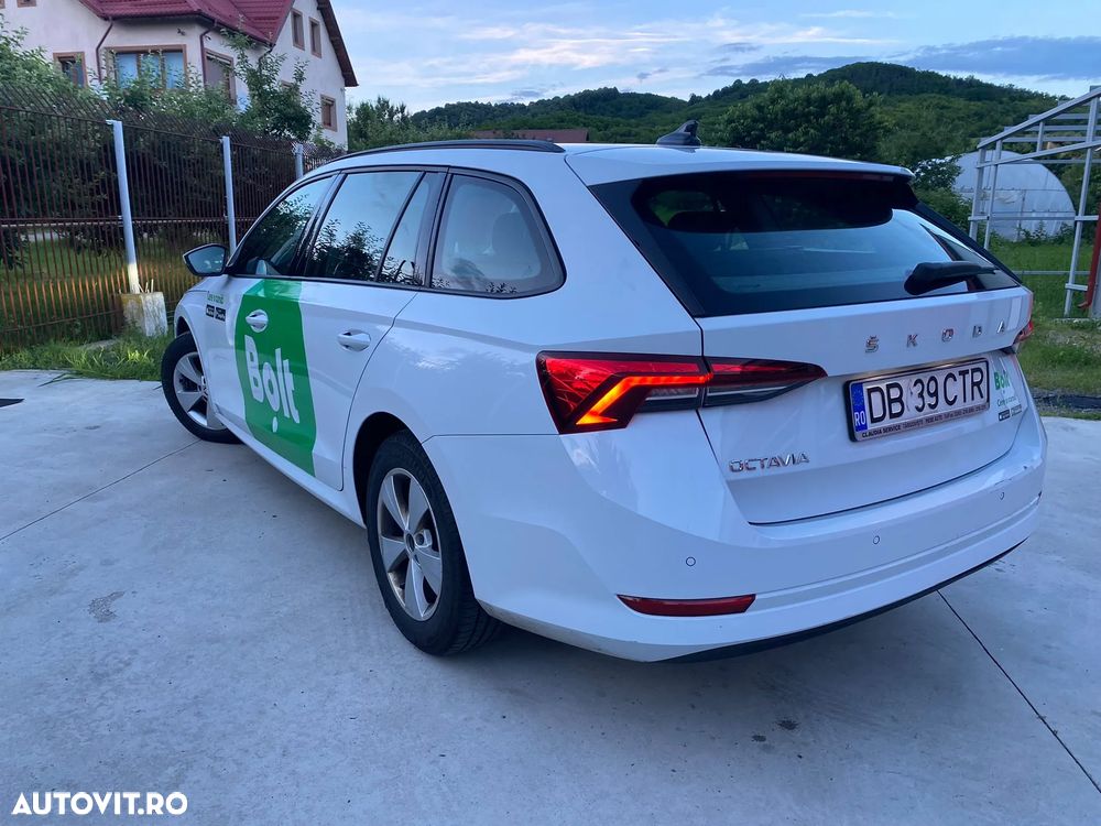 Skoda Octavia 2.0 TDI DSG Tour - 9