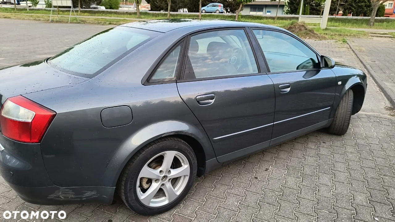 Audi A4 2.0 - 7