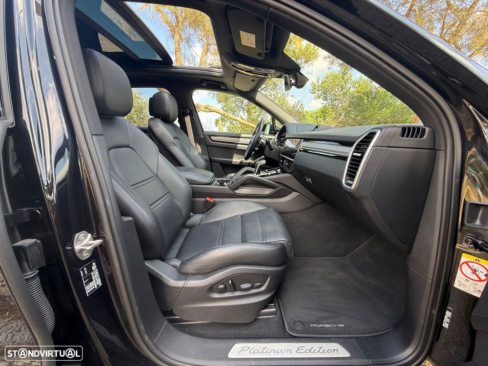 Porsche Cayenne E-Hybrid Tiptronic S Platinum Edition - 21