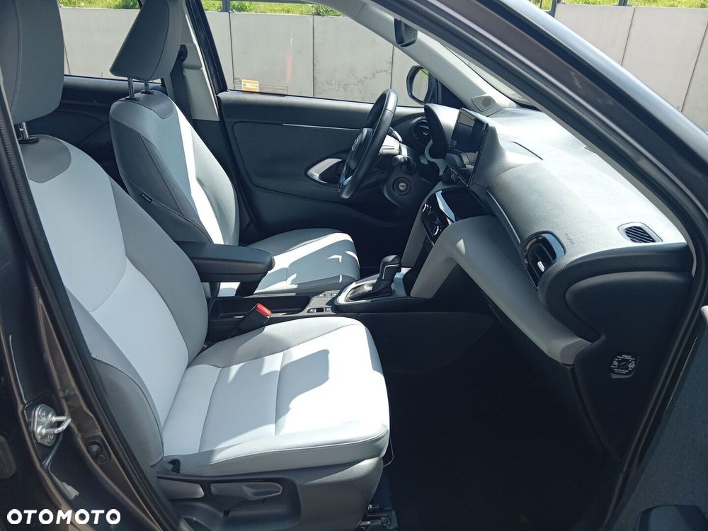 Toyota Yaris Cross Hybrid 1.5 Comfort - 10