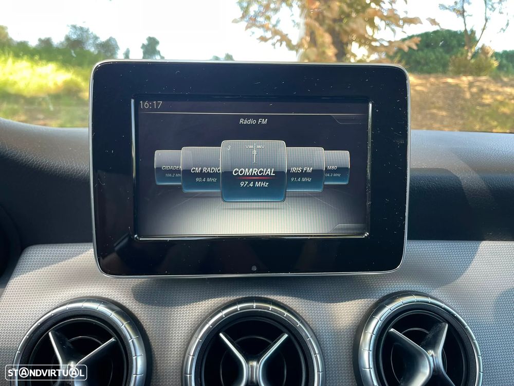 Mercedes-Benz CLA 180 d BlueEFFICIENCY Edition - 15