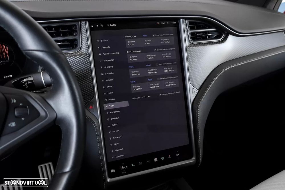 Tesla Model X P100D - 17