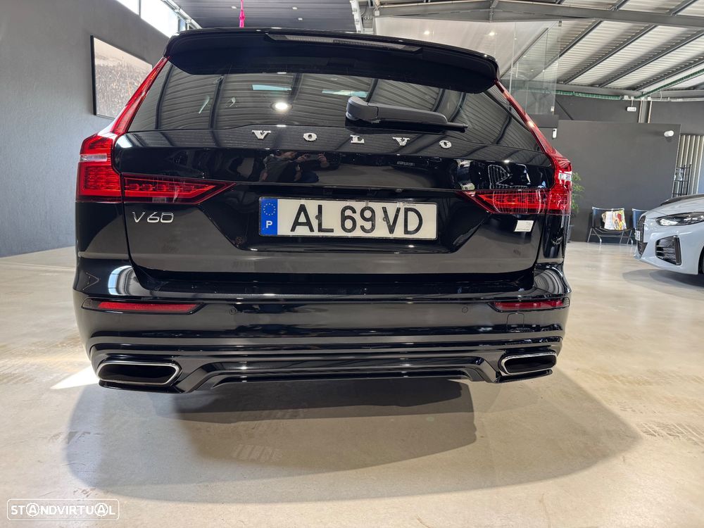 Volvo V60 2.0 T6 AWD TE R-Design - 19