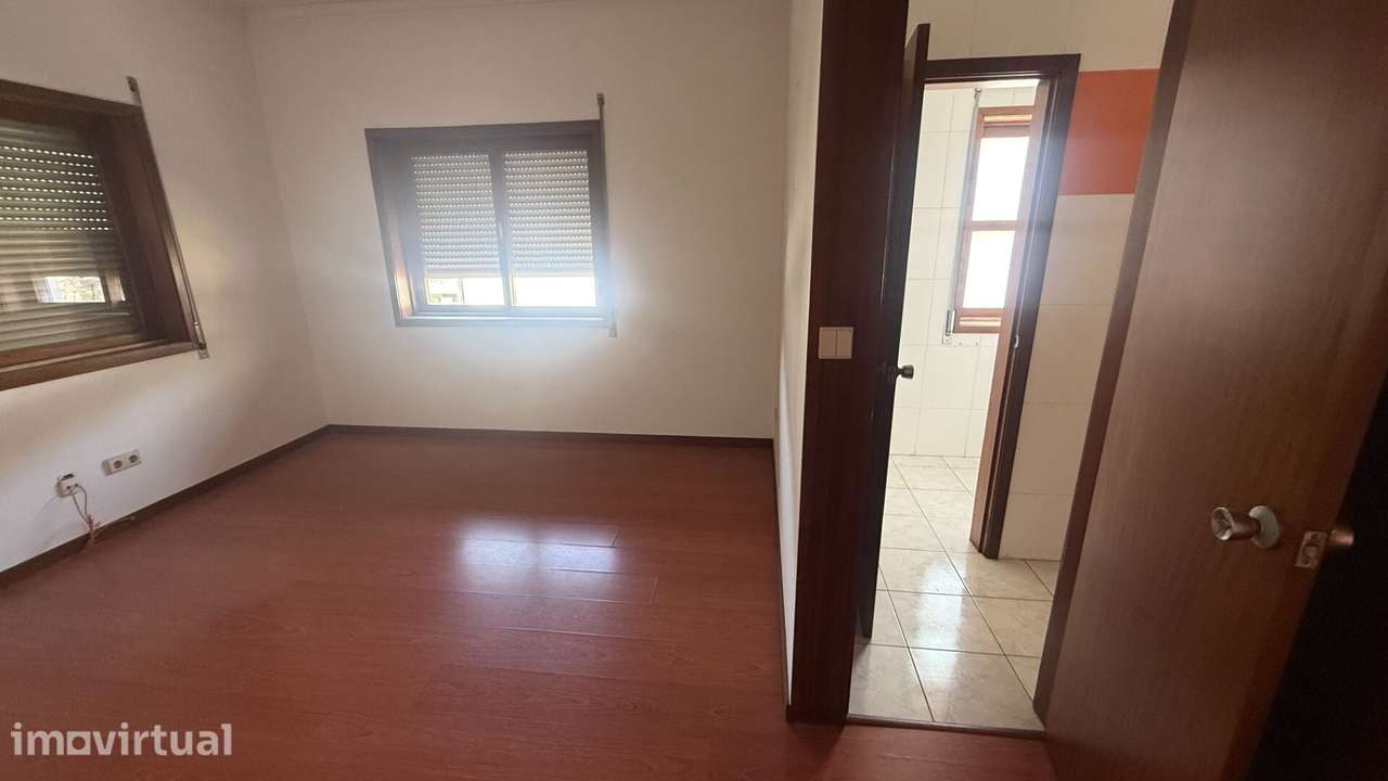 Espaço para Escritórios no Centro de Guimarães - Grande imagem: 5/14