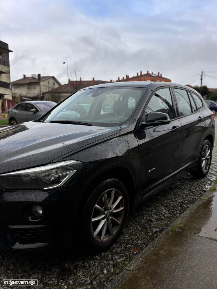 BMW X1 sDrive18i Advantage - 9