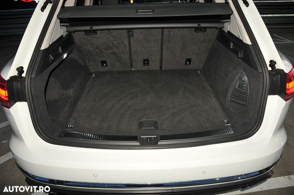 Volkswagen Touareg 3.0 V6 TDI SCR 4Motion Automatik Elegance - 31