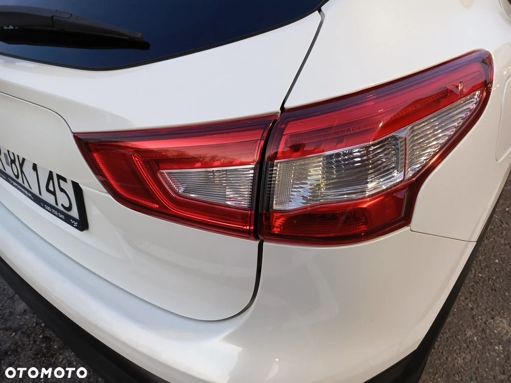 Nissan Qashqai 1.6 DCi 4x4 Tekna EU6 - 36