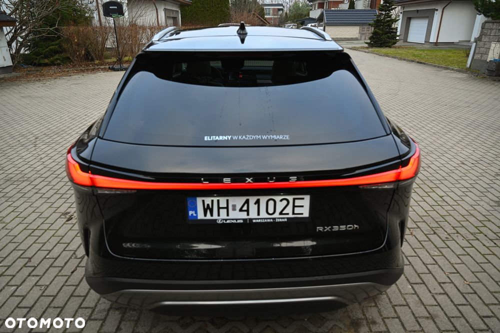 Lexus RX 350h Omotenashi - 21