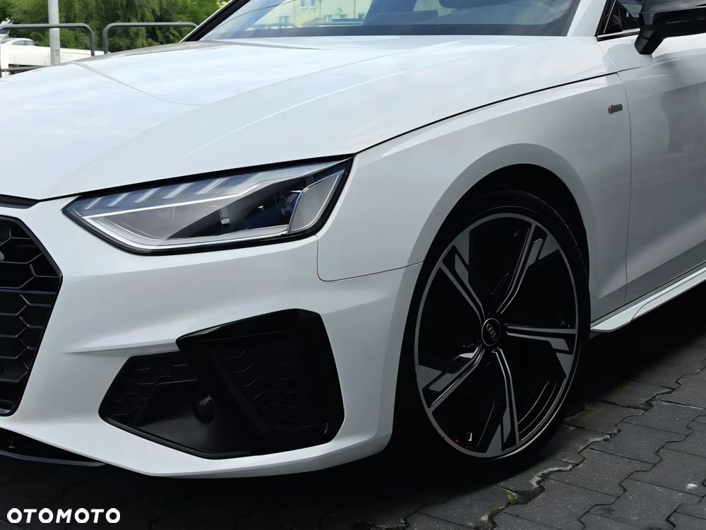 Audi A4 Limousine 35 TFSI mHEV S Line S tronic - 15