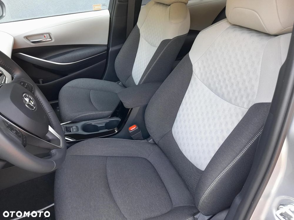 Toyota Corolla 1.8 Hybrid Style - 13