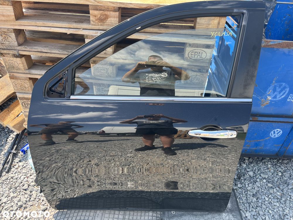 Drzwi przednie lewe Mercedes W470 X-KLASA - 1