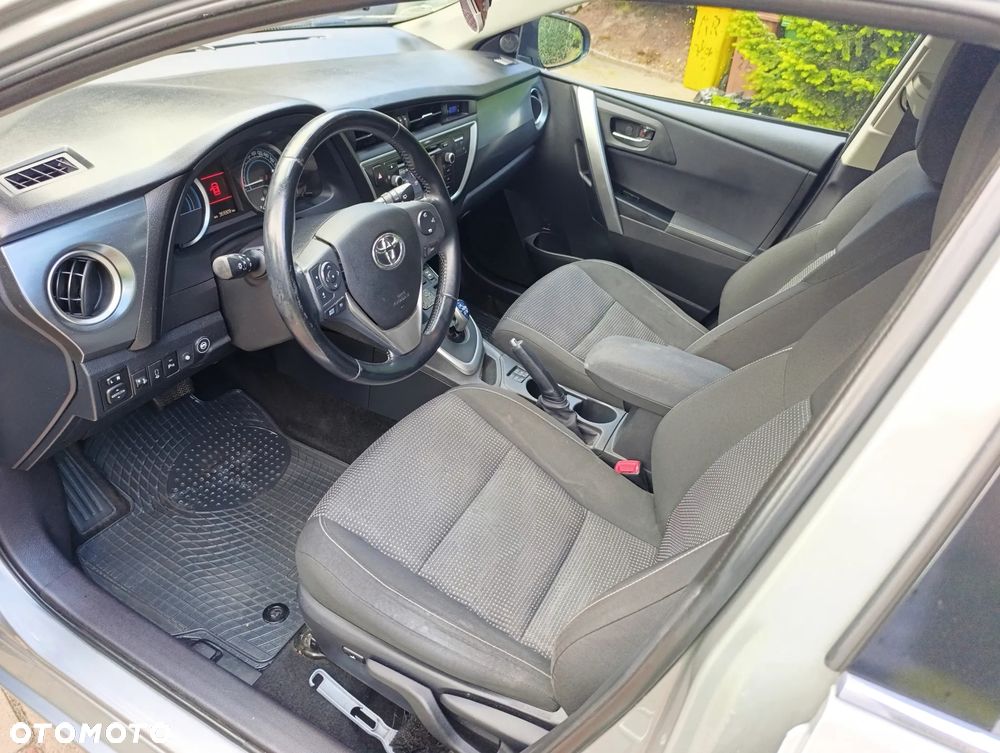 Toyota Auris - 9