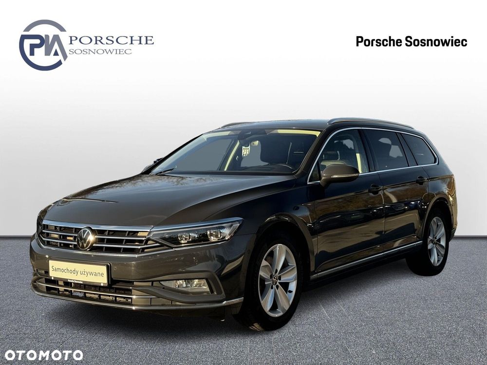 Volkswagen Passat - 1