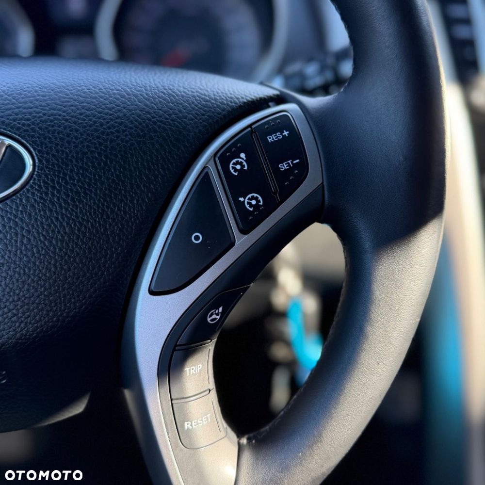 Hyundai i30 - 25